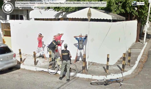 Google Street View flagra “baculejo” no Recife