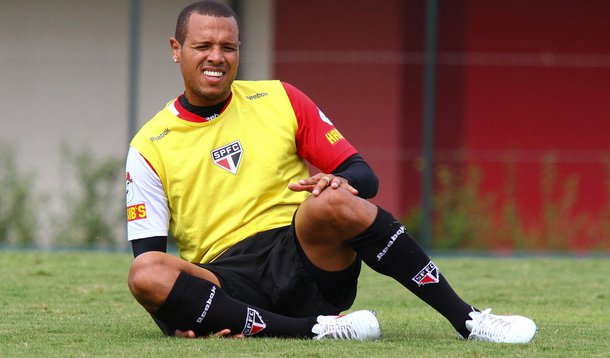 Recuperado, Luis Fabiano volta a treinar no São Paulo