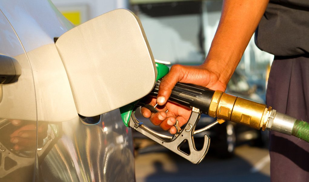 Câmara não aguenta pressão e revoga aumento