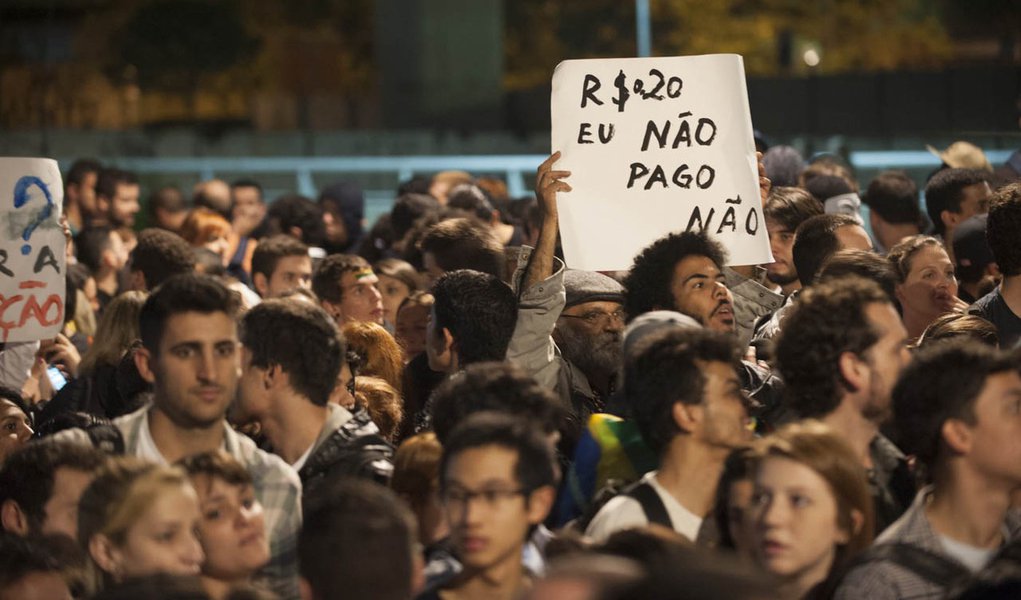 MPL: Reunião com Dilma foi "arrancada pela força das ruas”