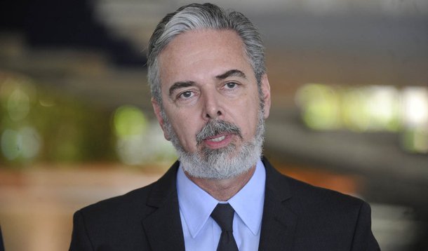 Brasil espera solução "sem sobressaltos" na Venezuela