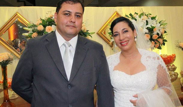 Prefeita de Guarujá nomeia o marido “sem perceber”