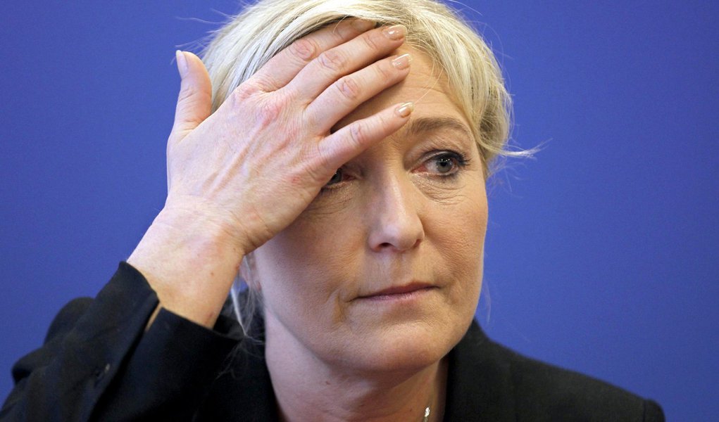 Marine Le Pen votará em branco na eleição à presidência da França