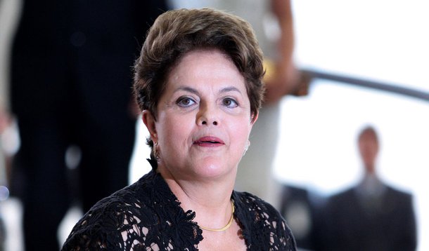 Gastos sem licitação na gestão de Dilma foram 94% maiores do que em 2007