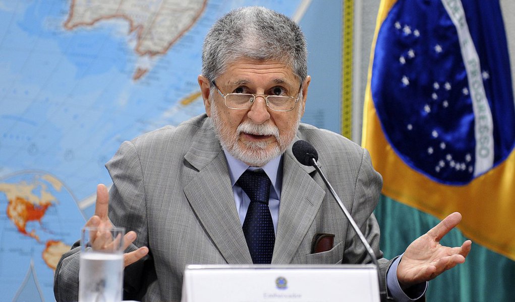 Amorim suspeita ter sido grampeado pelos EUA