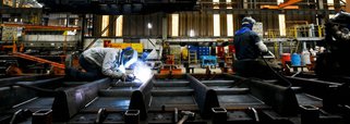 Faturamento da indústria cresce 18% em abril
