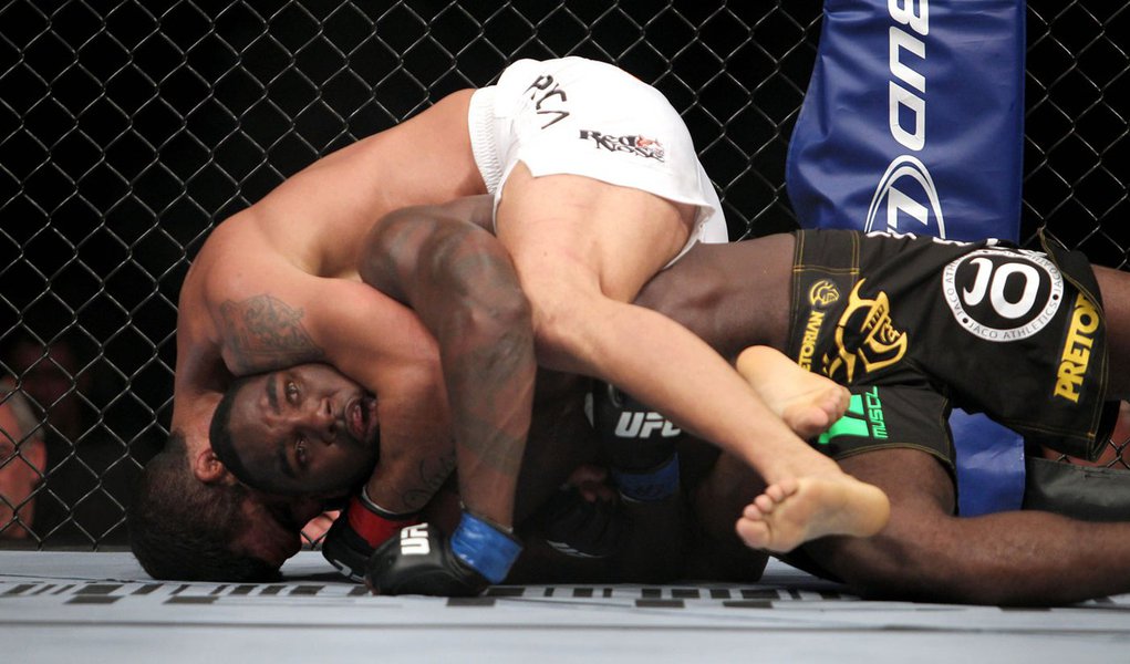 Após ser derrotado por Belfort, americano é demitido do UFC