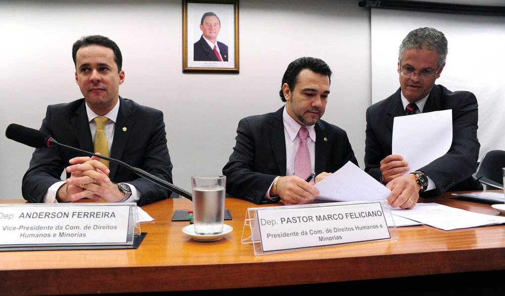 OAB-PE vai pedir suspensão da "cura gay"