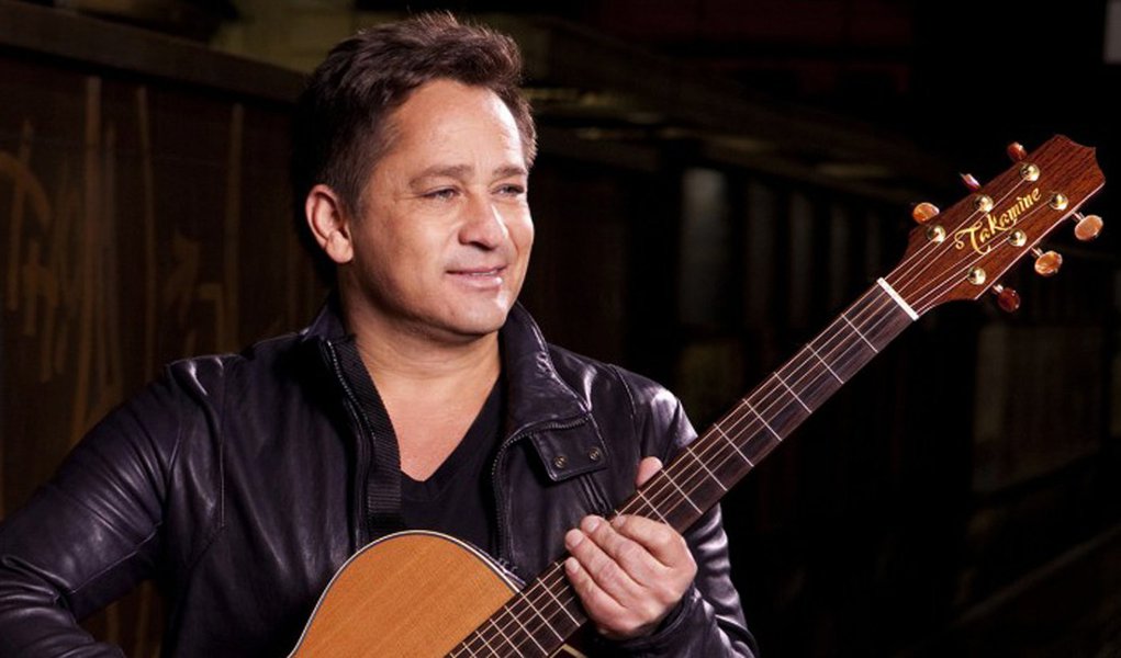 Mesmo com o filho internado, Leonardo não cancela shows