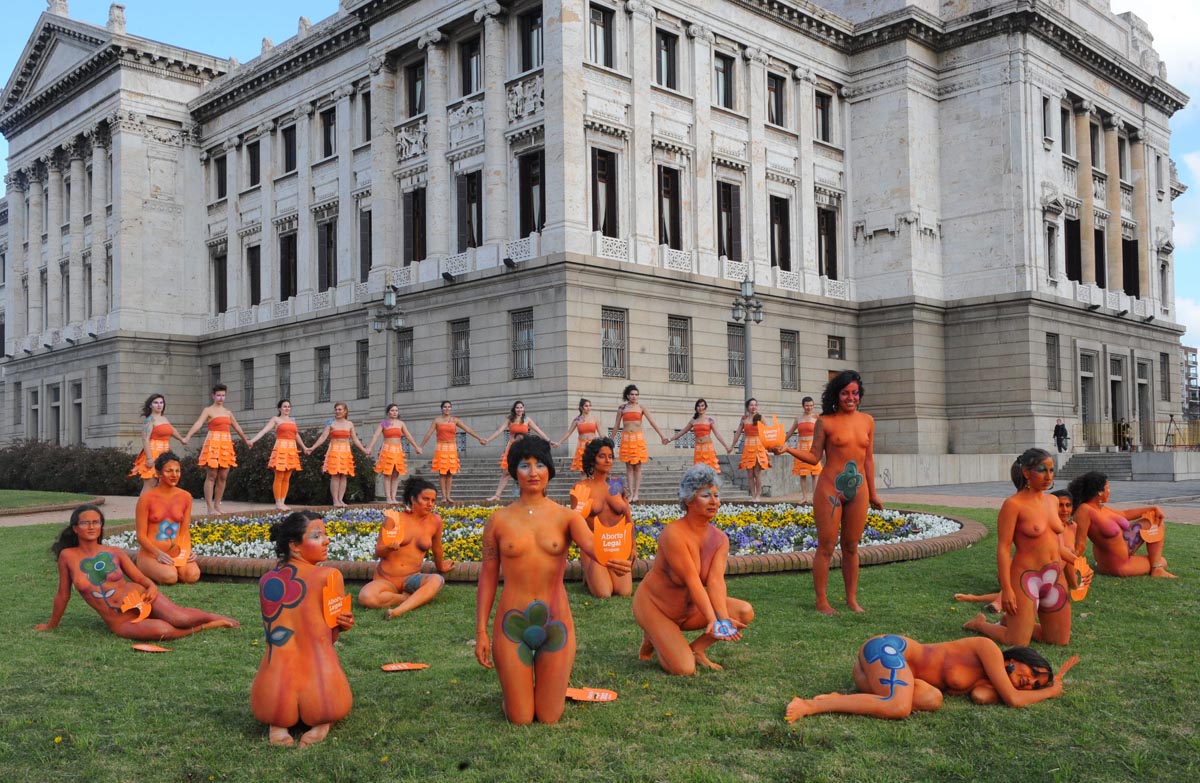 Uruguai contabiliza 200 abortos após legalização