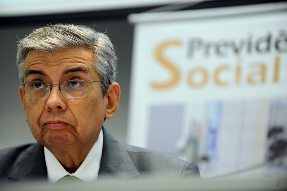 Garibaldi: "Brasileiro se aposenta cedo demais"