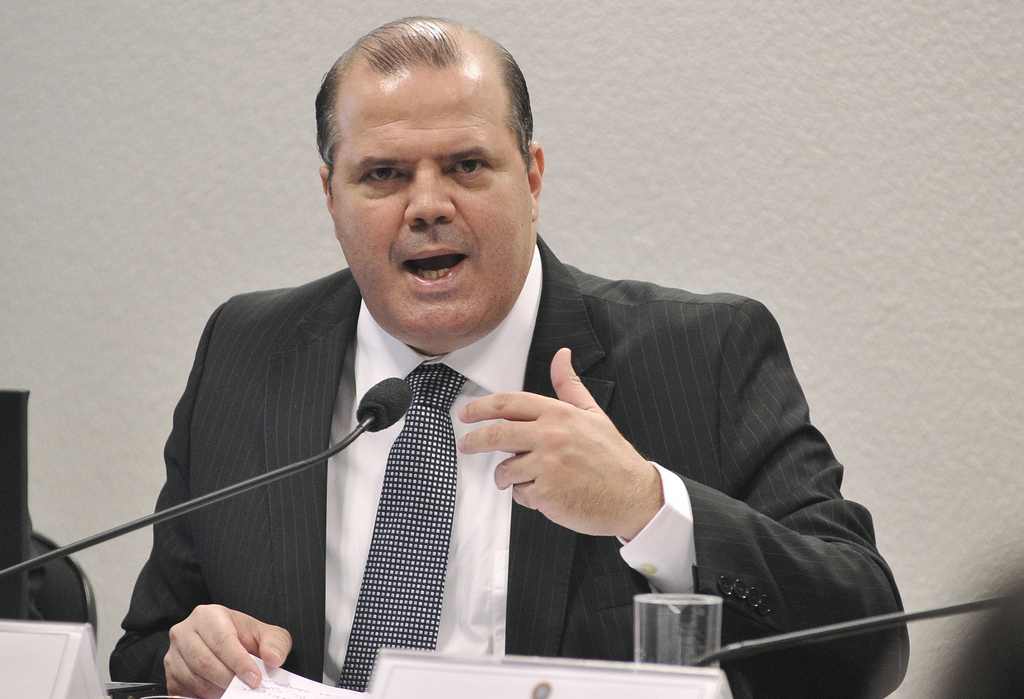 Tombini: câmbio flutuante traz segurança à economia