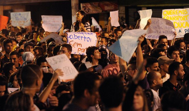 Capitais reavaliam tarifa de ônibus após protestos