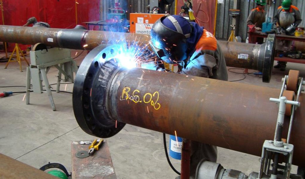 Fornecedores reclamam da Petrobras