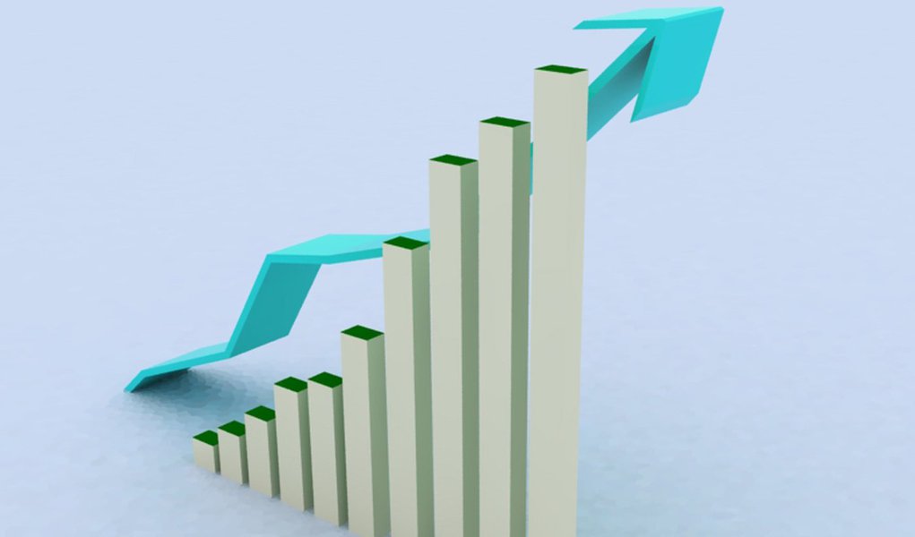 Economia deve, enfim, voltar a crescer