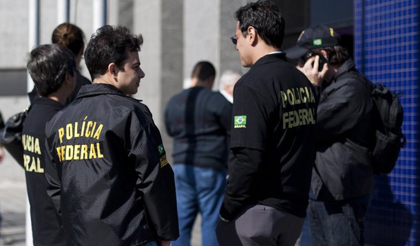 Policiais federais vão manter greve