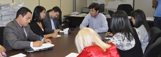 Parto na recepção: Saúde afasta dois diretores