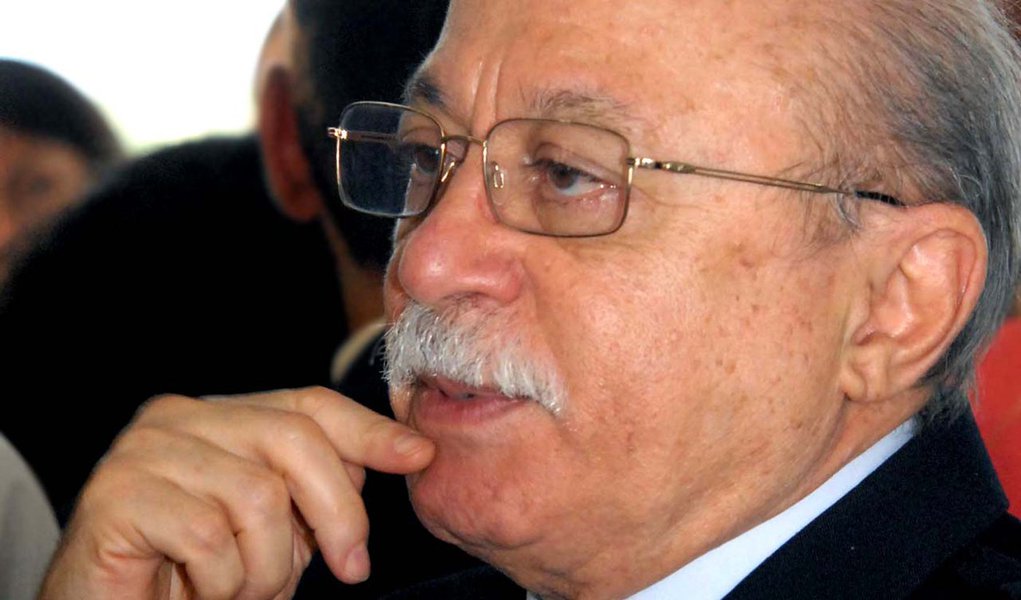 Amaral descarta apoio ao PMDB na briga pela Câmara