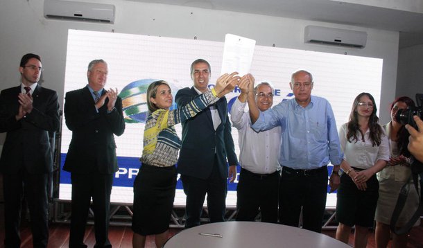 José Eliton faz visita a Posse e autoriza obras