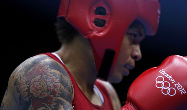 Baiana Adriana Araújo leva bronze no boxe 