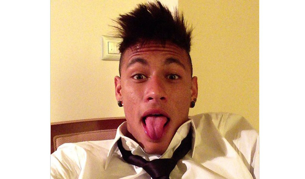 Neymar e Marta perdem disputas em festa da Fifa