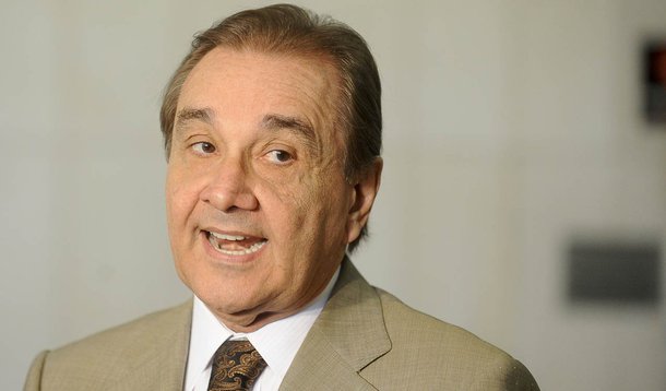 Agripino desmente afastamento do PSDB