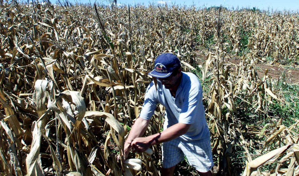 Governo autoriza repasse de R$ 500 mi contra a seca