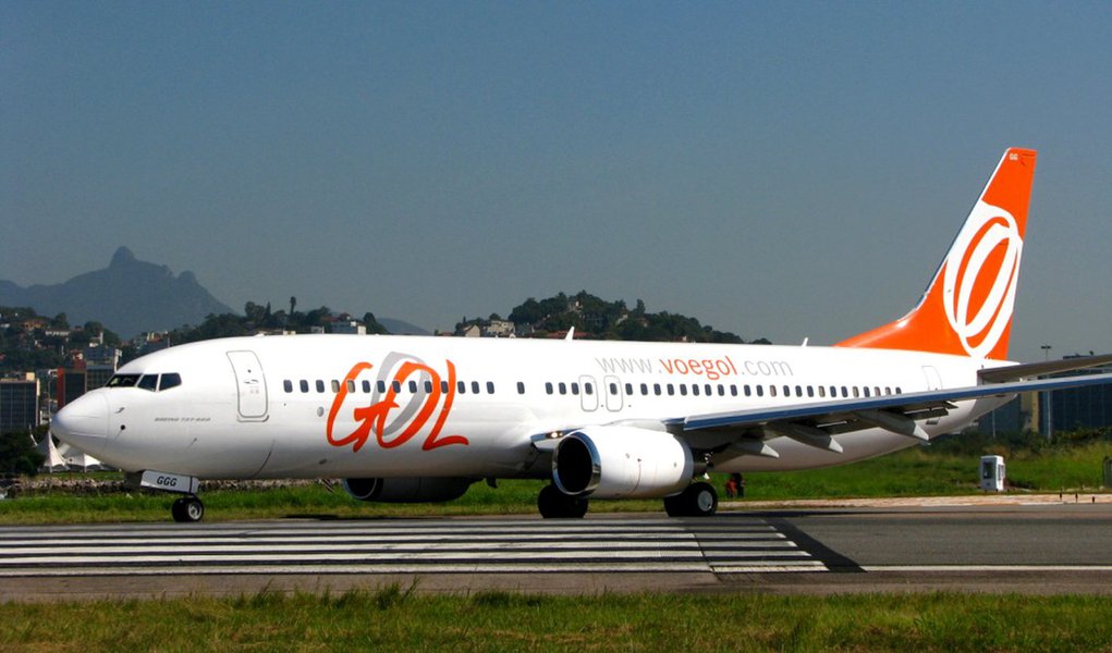 Em crise, Gol tenta vender parte do capital para a Delta