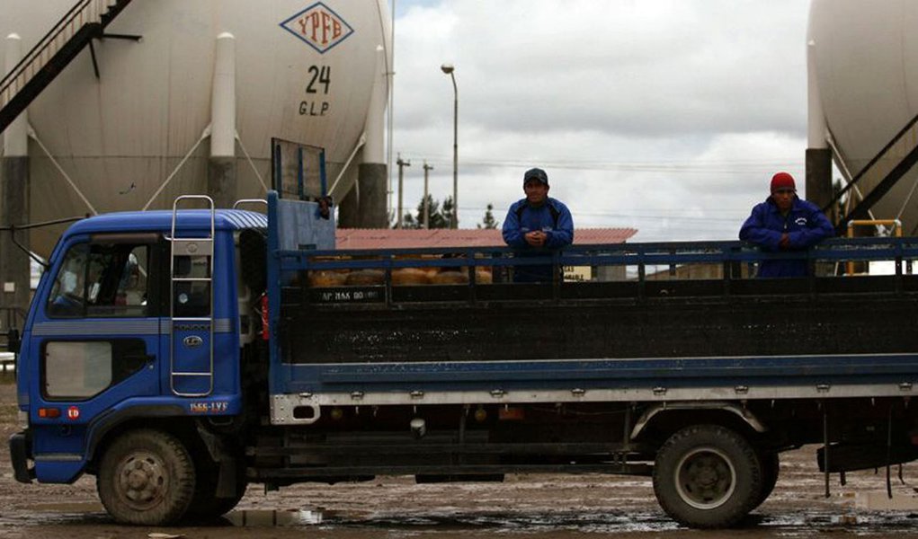 Com reservatórios em baixa, Brasil aumenta compra de gás da Bolívia