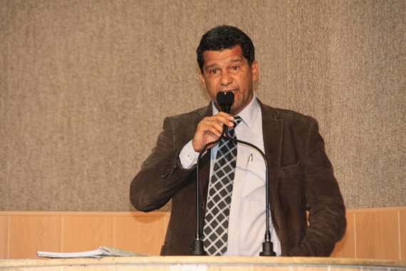 Agamenon Sobral, vereador da miopia eleitoral, desconhece democracia