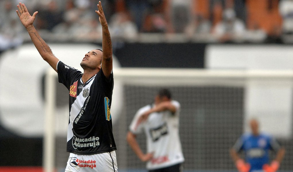 Ponte devolve 77 e desclassifica Corinthians