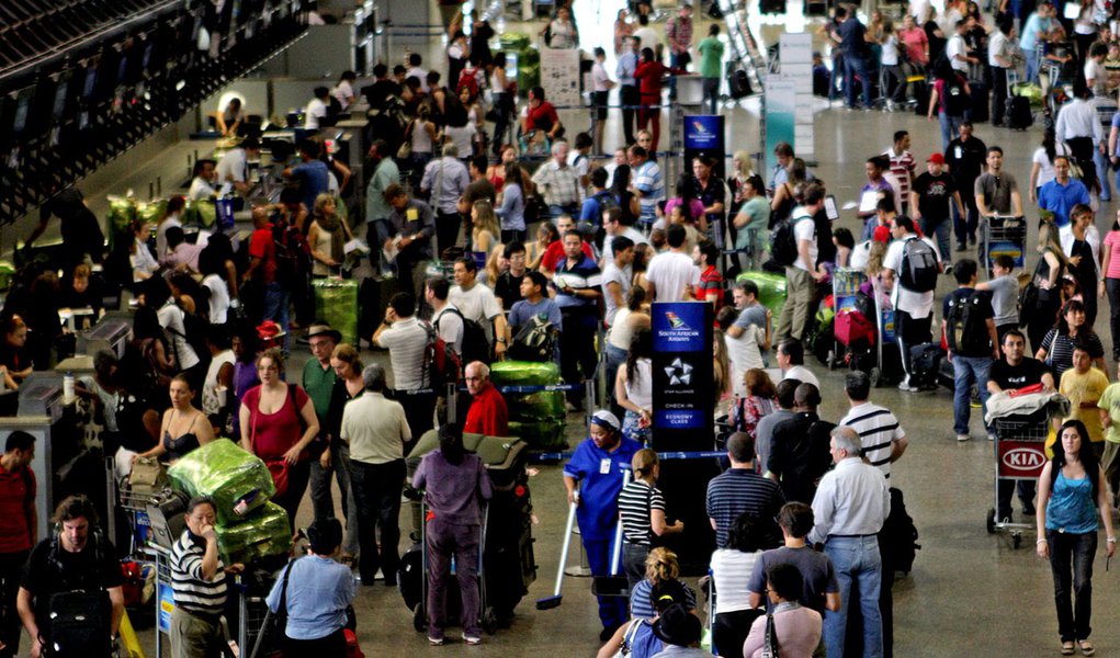 Governo prevê operação para evitar caos aéreo no carnaval