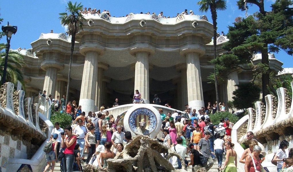 Apesar da crise, turismo na Espanha deve crescer em 2012