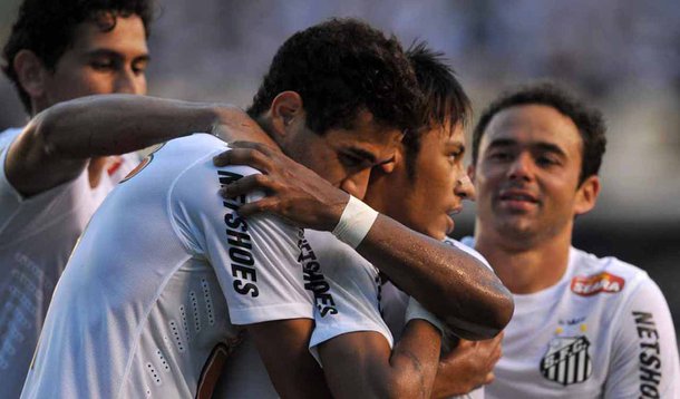 Santos vence o Mogi Mirim e vai às semifinais do Paulista