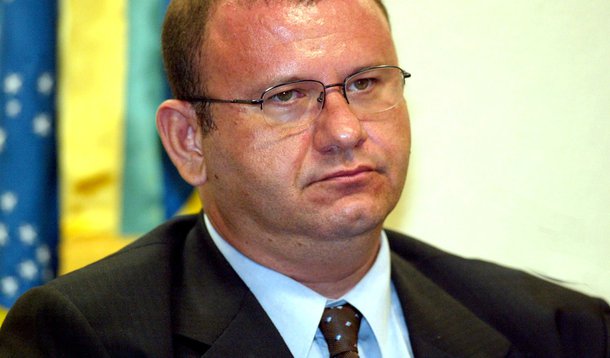 Oposição: Cachoeira financiou Lula em 2002?