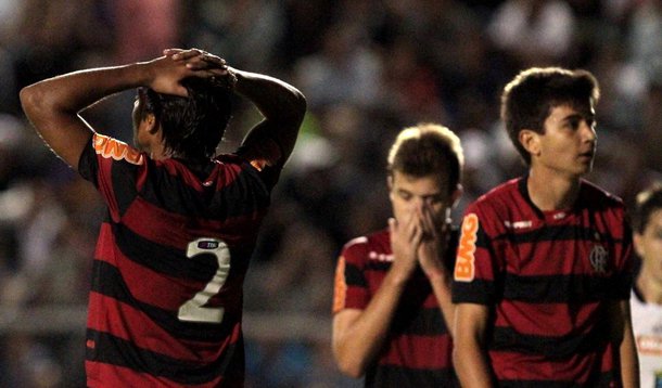 Atual campeão, Flamengo cai na primeira fase da Copinha