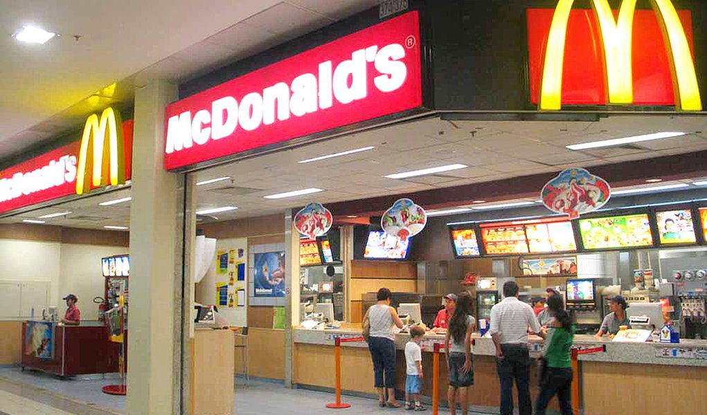 MP do Trabalho aciona McDonald's na Justiça em Pernambuco