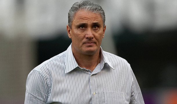 Tite será submetido a cirurgia neste sábado