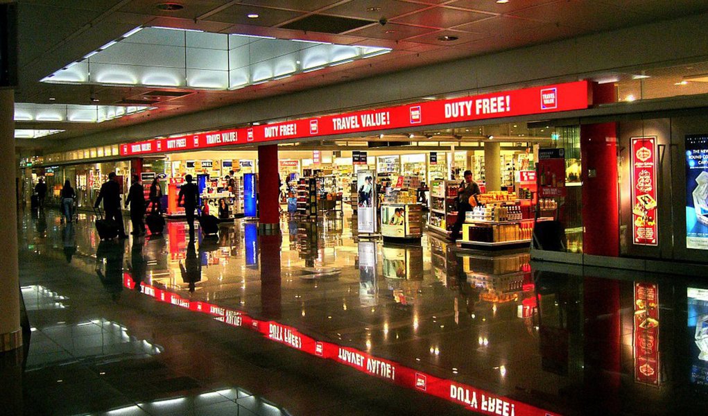 Receita autoriza free shops fora de áreas de desembarque