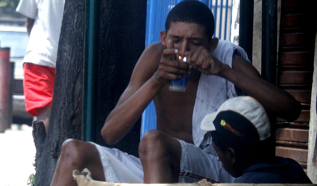 Combate ao crack tira 55 pessoas da rua no RJ