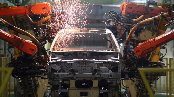 Na última previsão do ano, PIB fica abaixo de 1%