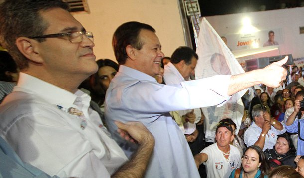 Francisco Jr. propõe pacto à militância da campanha