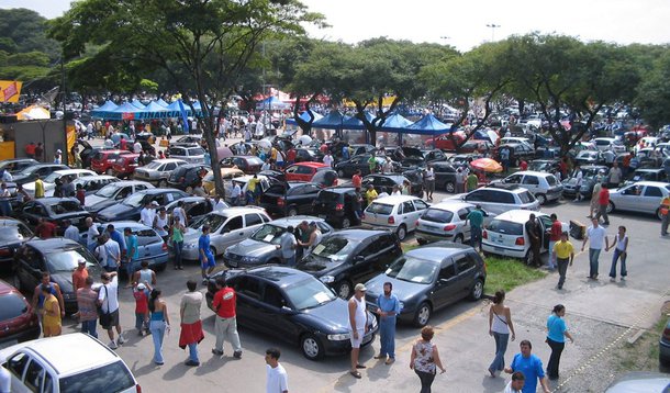Com IPI menor, venda de automóveis em julho bate recorde