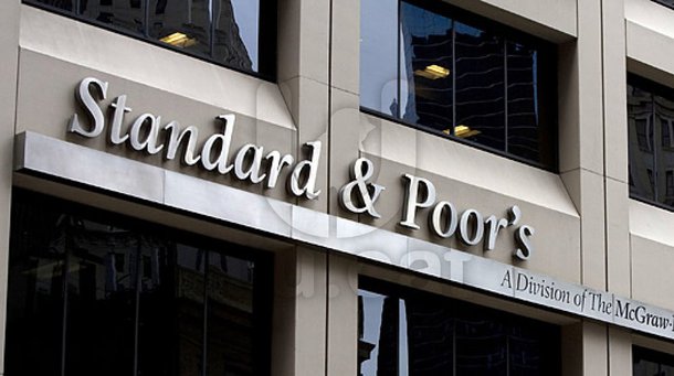 S&P revisa perspectiva de crédito dos EUA para "estável"