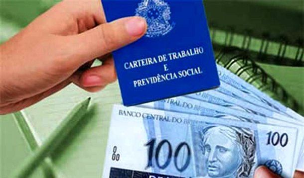 Desempregado terá de frequentar curso para receber seguro