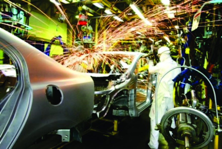 Imposto das montadoras volta a crescer em 2013