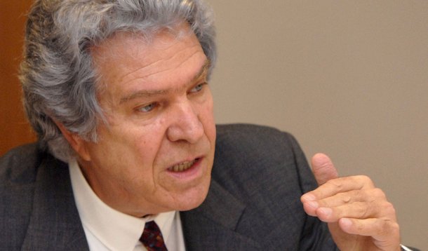 Hélio Costa terá alta em breve 