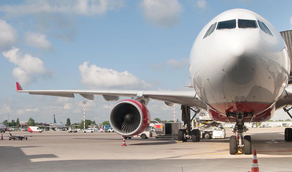2013: Tarifas para aeroportos custarão quase a metade