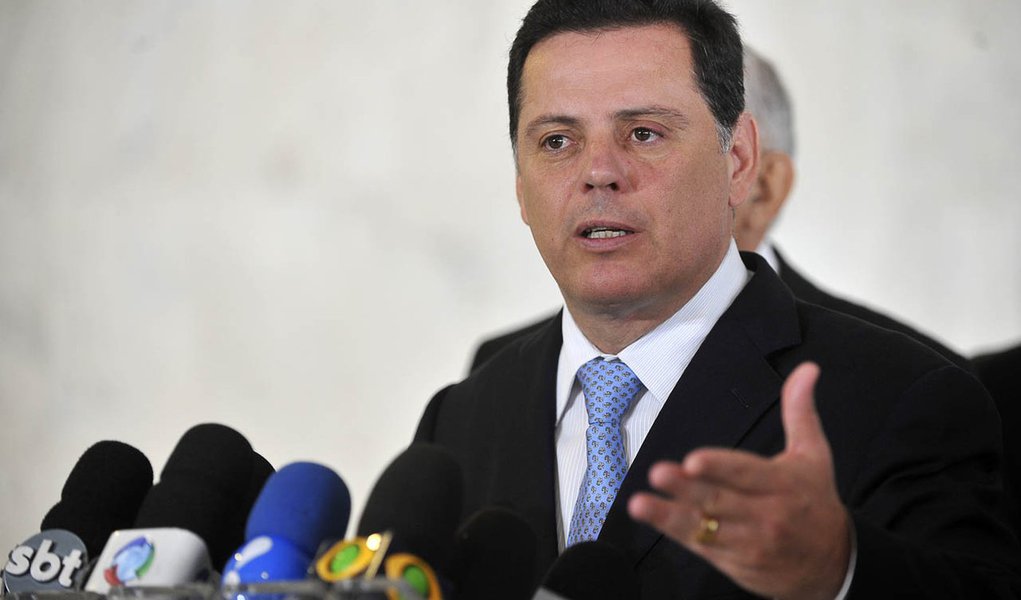 Marconi planeja grande ato para pressionar STF