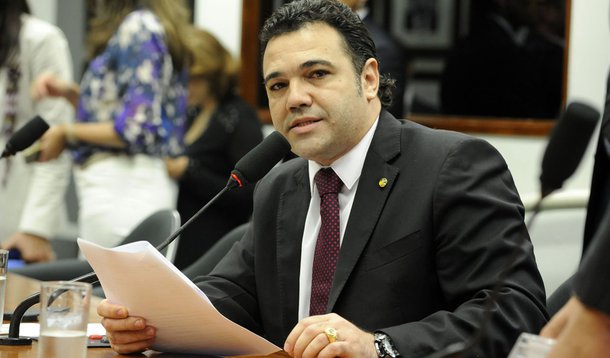 Feliciano deverá dar o "ar da graça" no Recife 